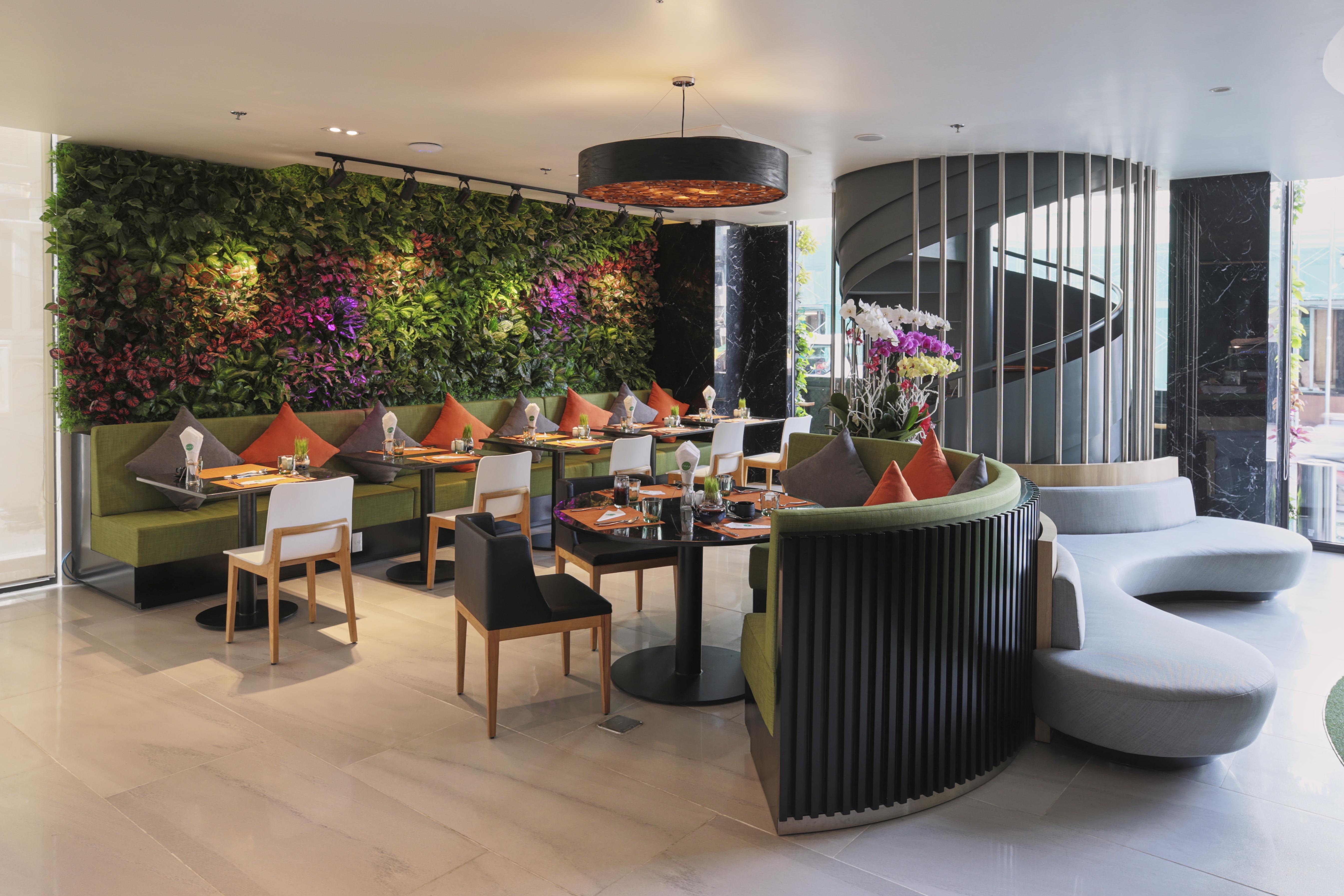 Отель Zazz Urban Ho Chi Minh Экстерьер фото